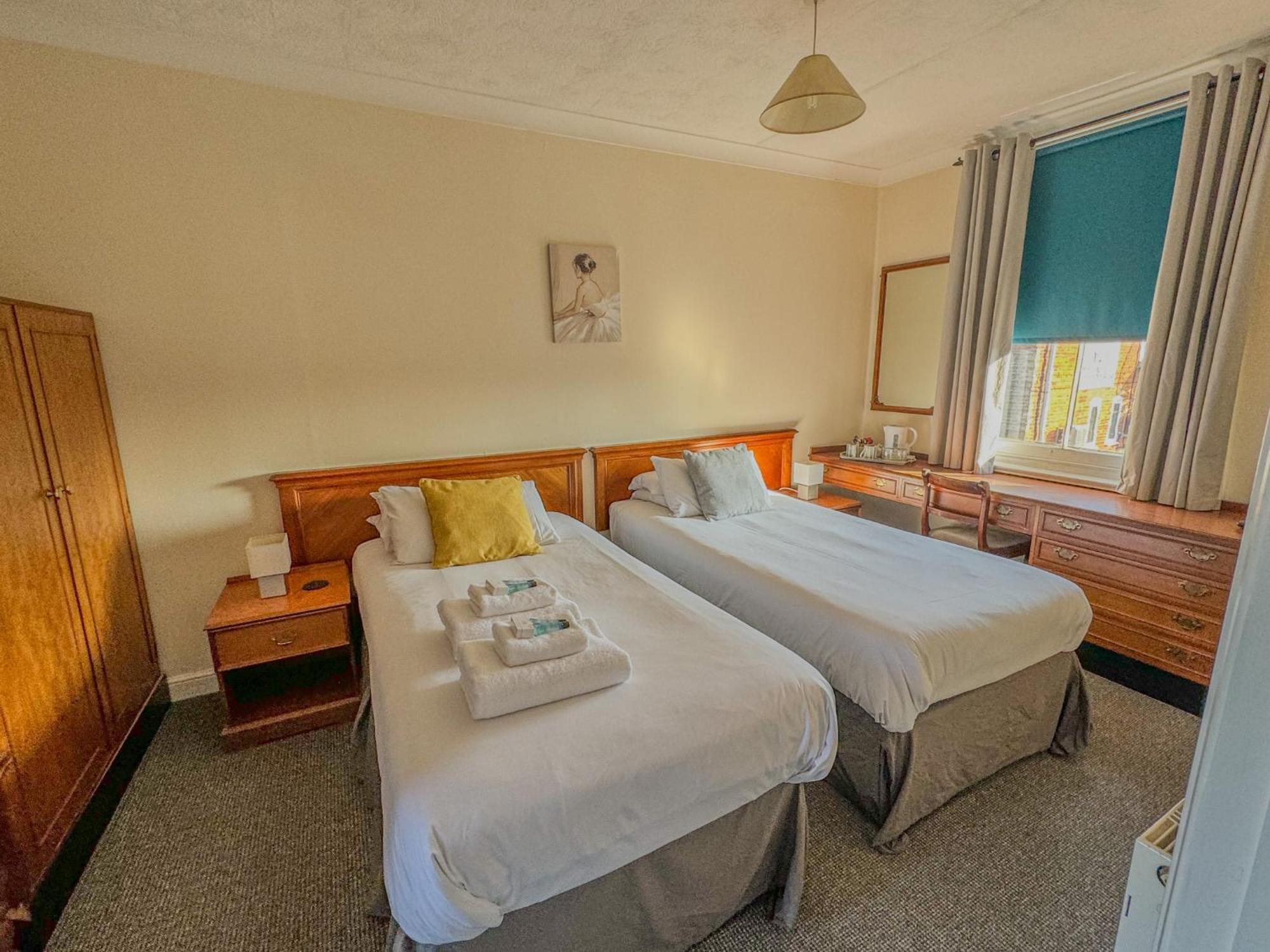 The White Horse Hotel Леистон Экстерьер фото